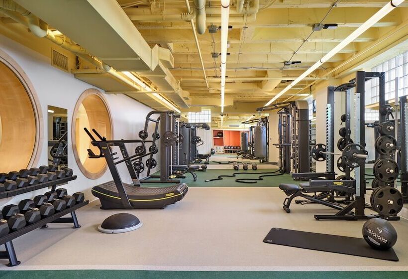 21c Museum Hotel St Louis