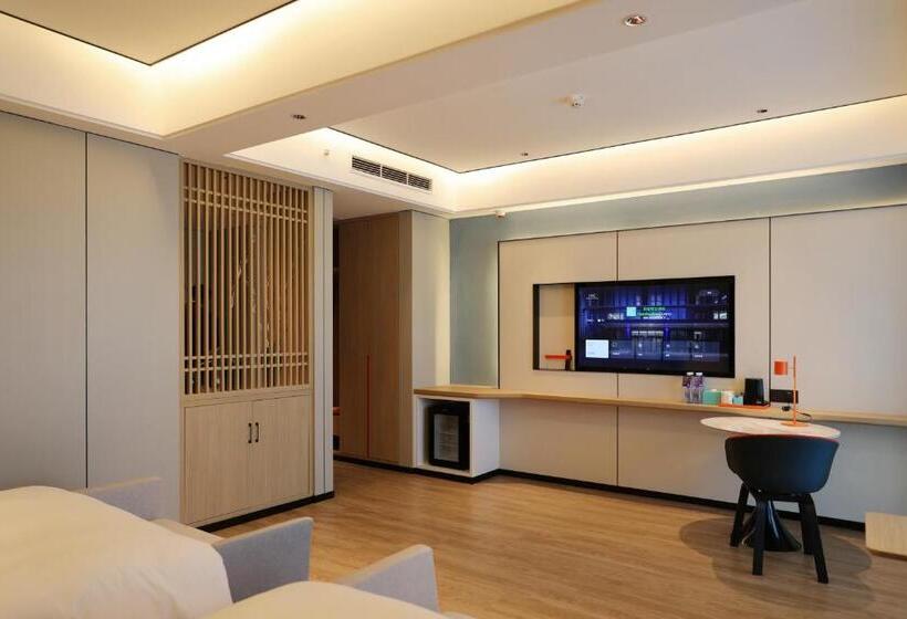 ホテル Holiday Inn Express Qingdao Northern West Coast, An Ihg