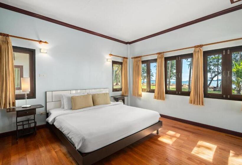 هتل Koh Chang Longstay Resort