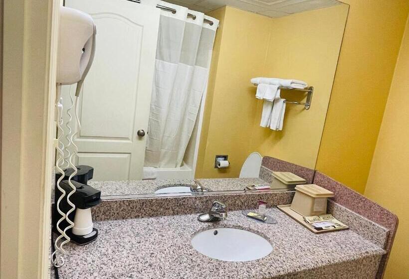 ホテル Mountain Inn & Suites  Dunlap Tn