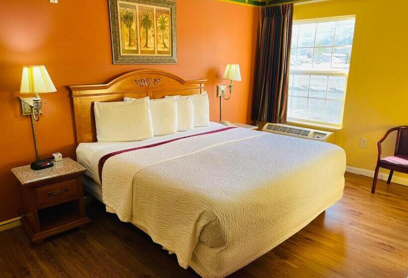 ホテル Mountain Inn & Suites  Dunlap Tn