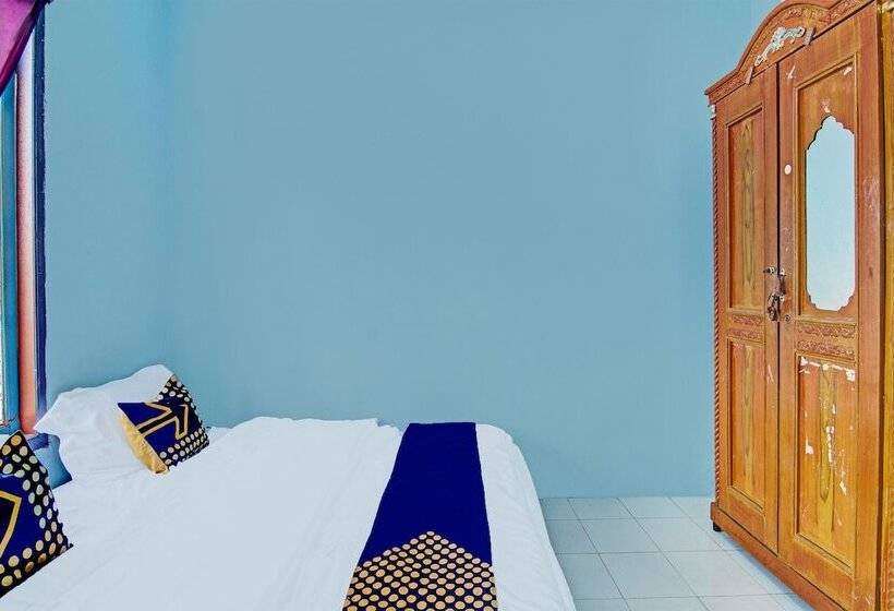 هتل Spot On 91918 Najla Guest House Syariah