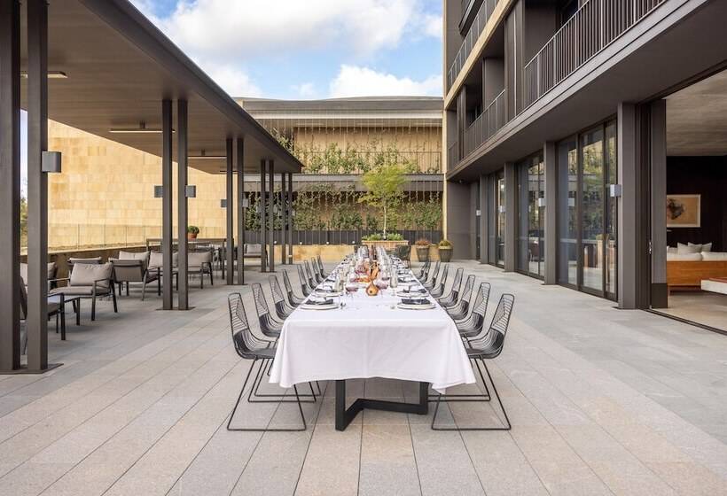 Wonil Hotel Perth   Handwritten Collection