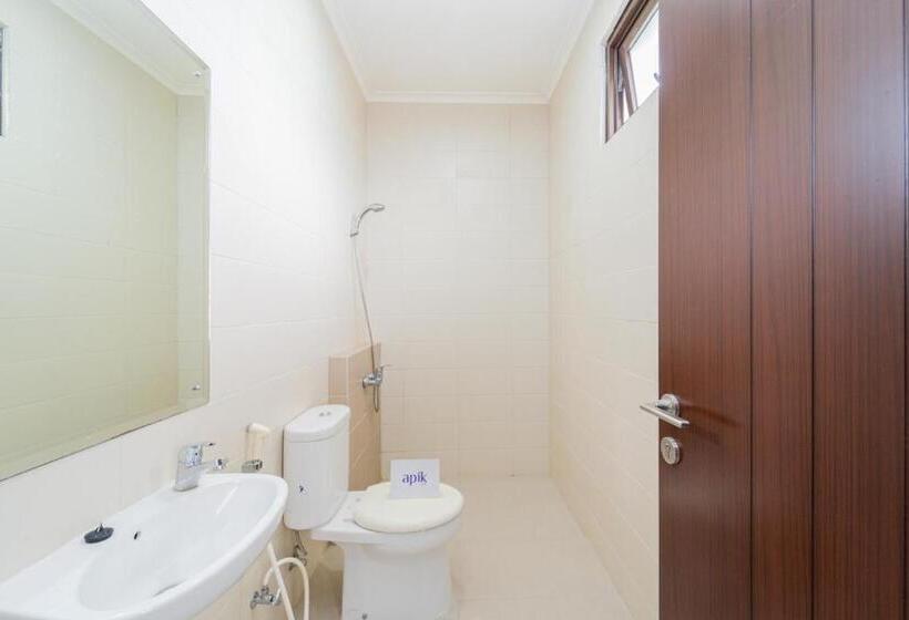 فندق صغير Apik Kamila Bsd