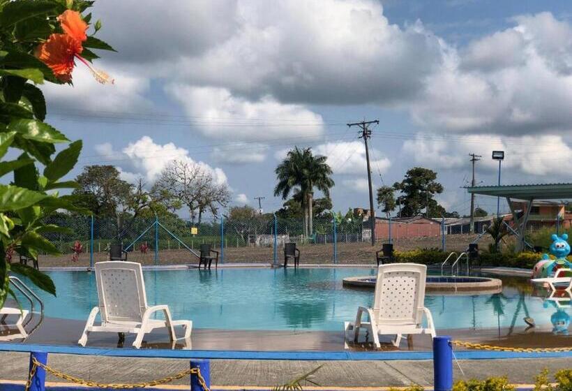 Apartahotel A 2 Km Del Parque Del Café, 104a