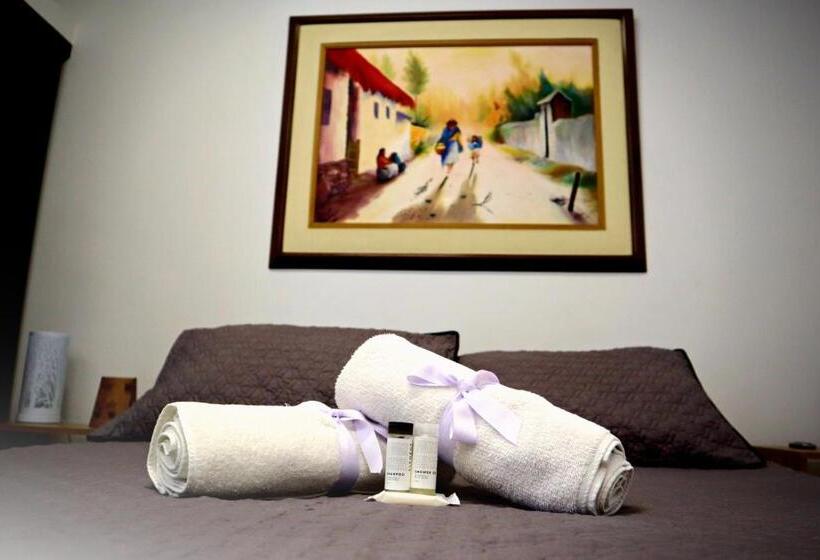 Apartahotel La Arboleda Hc