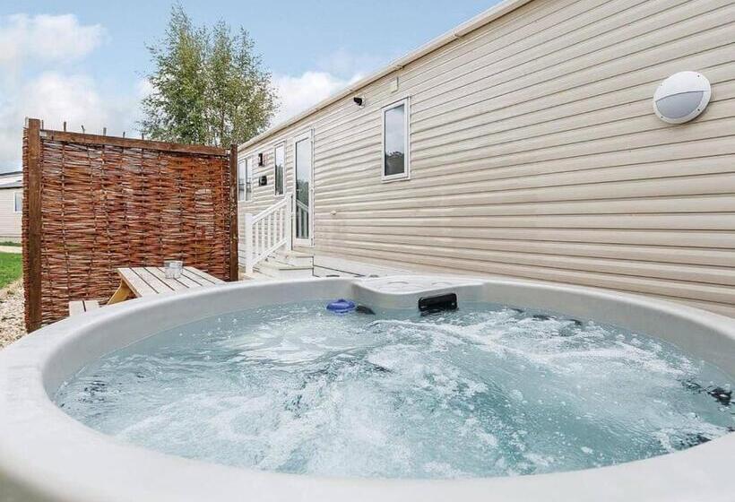 리조트 Bucklegrove Holiday Park