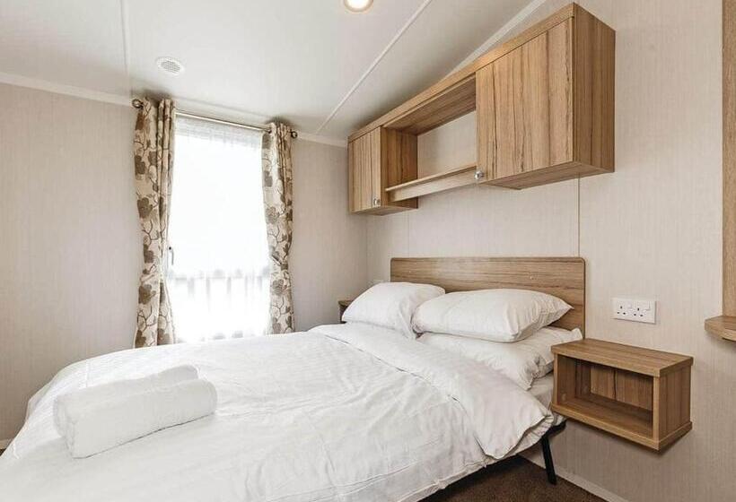 리조트 Bucklegrove Holiday Park