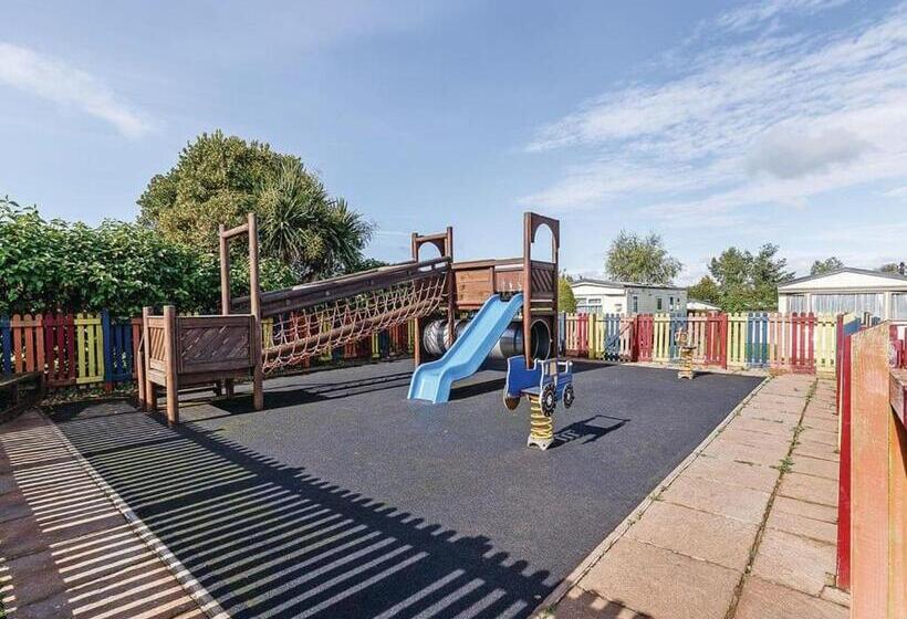 리조트 Bucklegrove Holiday Park