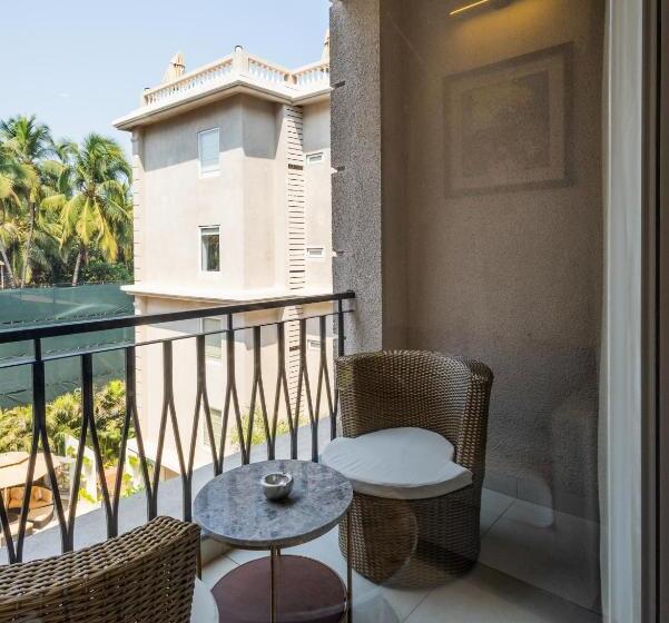 هتل Artistry Suites