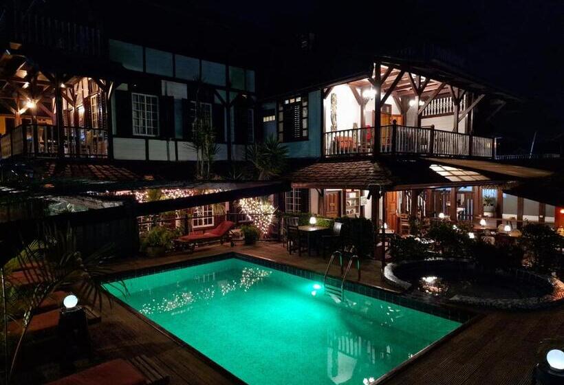 هتل Greenheart Boutique