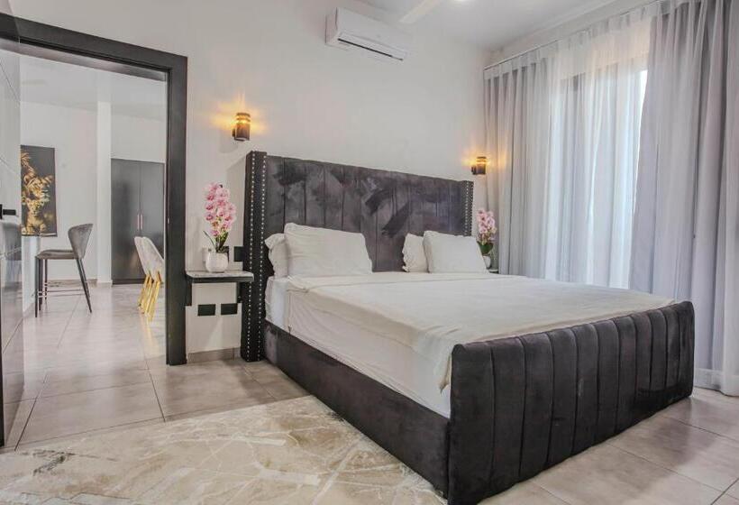 هتل Instyle Residences At Rizz Suites