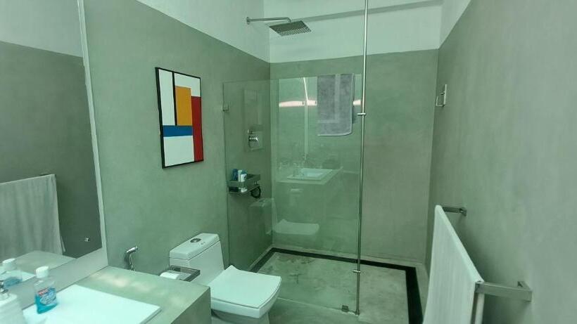 هتل Josan Villa With A Glorious Beach And Sea View