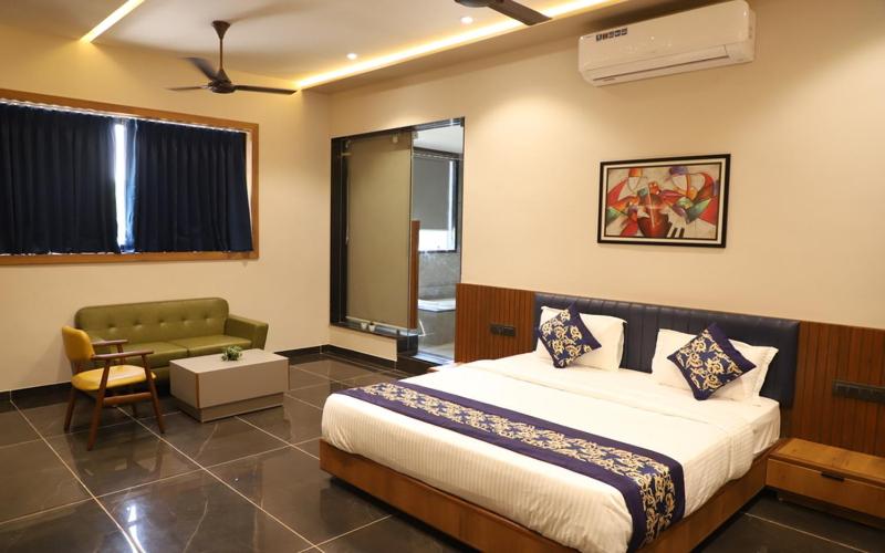 Отель Maple Tree Inn