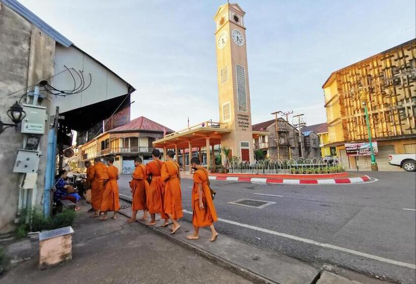 هتل โรงแรมรชาโขง Racha Khong