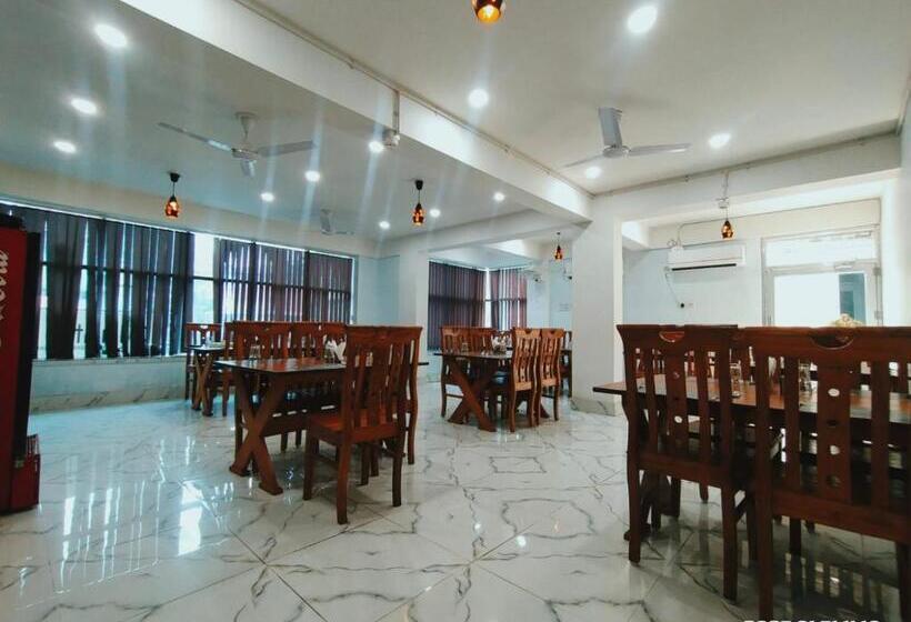 ホテル Saan Berhampore