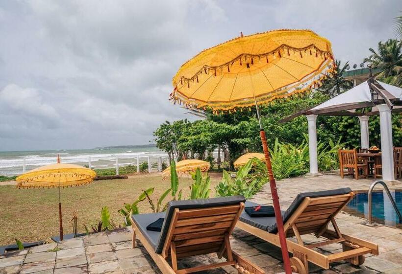 Hotel Sānti Beach House With Pool & Beach