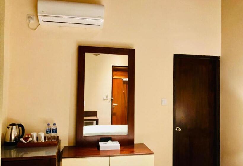 酒店 Tropic Inn   Mount Lavinia