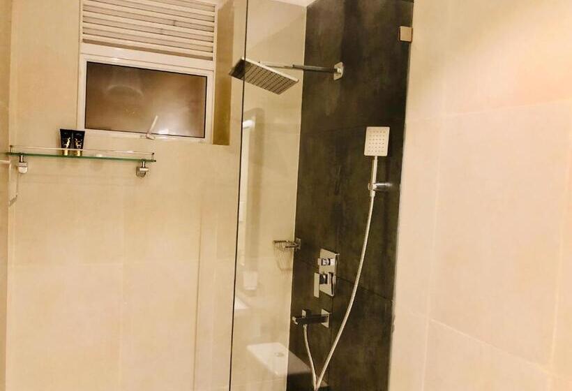 酒店 Tropic Inn   Mount Lavinia