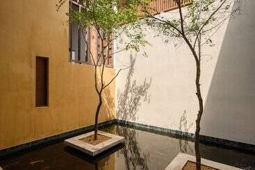 استراحتگاه Kayaam House