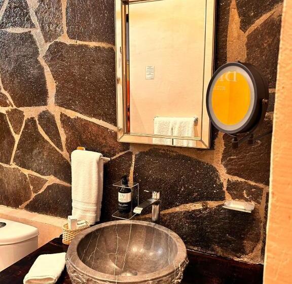 تختخواب و صبحانه Bito S Hotel Boutique
