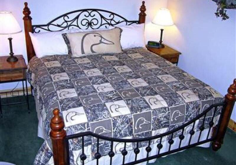 Bed and Breakfast Eagle Fire Lodge & Cabins