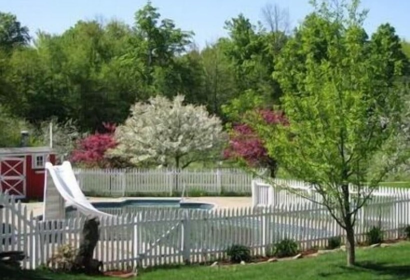 Bed and Breakfast Inn At Buck Hollow Farm