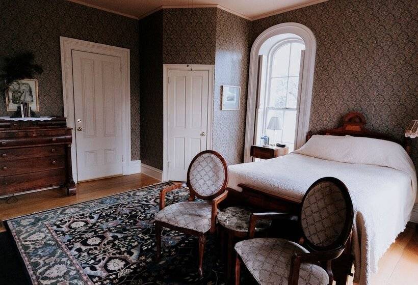 Bed and Breakfast Mayhurst Estate