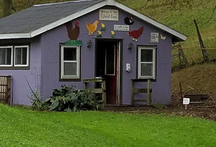 تختخواب و صبحانه Rainbow Ridge Farms