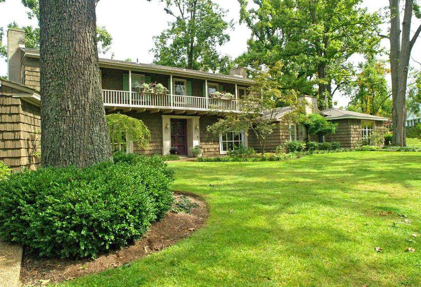 Bed and Breakfast Ruby Lodge At Spring Lake Woods