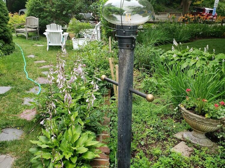 تختخواب و صبحانه Snug Cottage