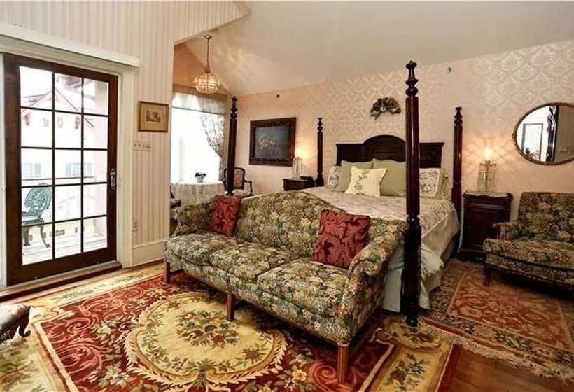 مبيت وإفطار The Doctor's Inn