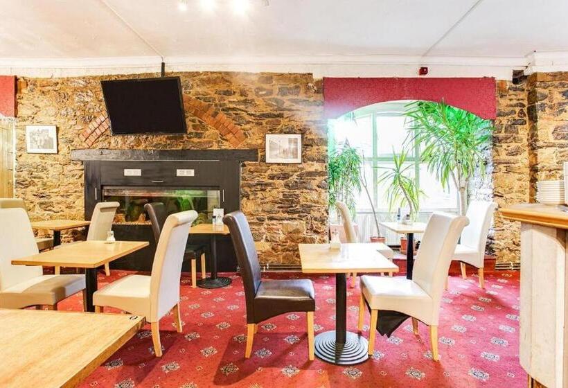 مبيت وإفطار Yardley Manor