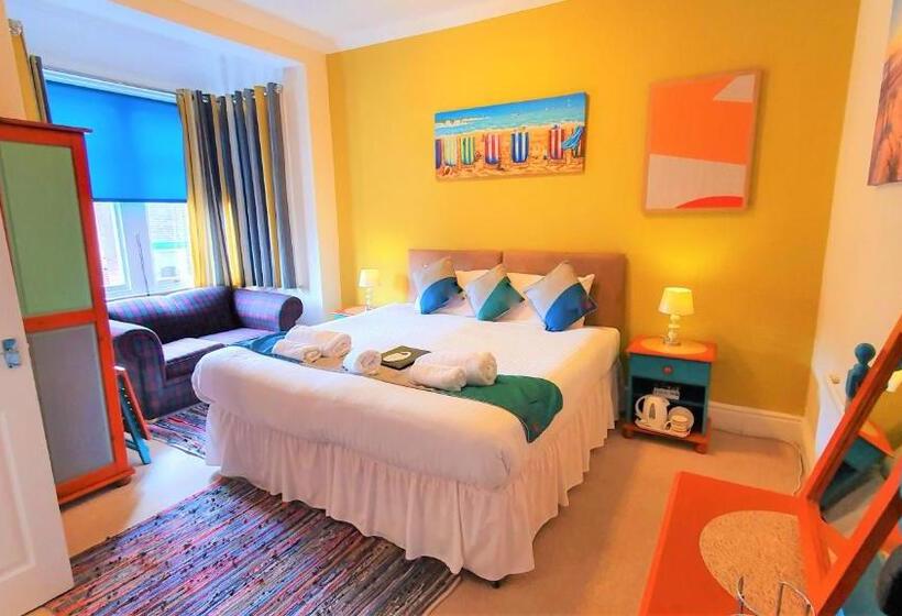 مبيت وإفطار Yardley Manor