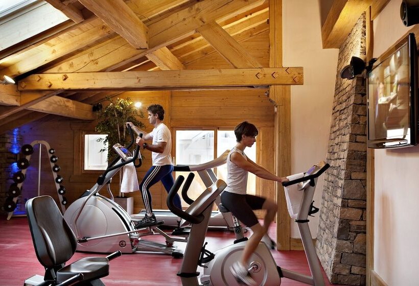 هتل Cgh Résidences & Spas La Reine Des Prés