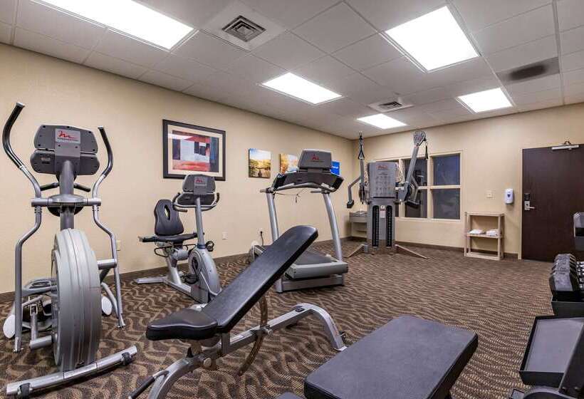 هتل Comfort Inn Bentonville  Crystal Bridges
