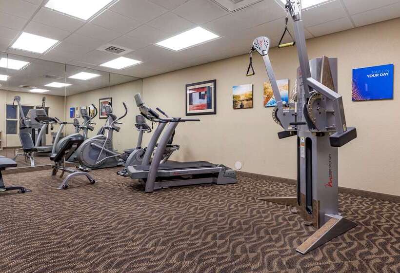 هتل Comfort Inn Bentonville  Crystal Bridges
