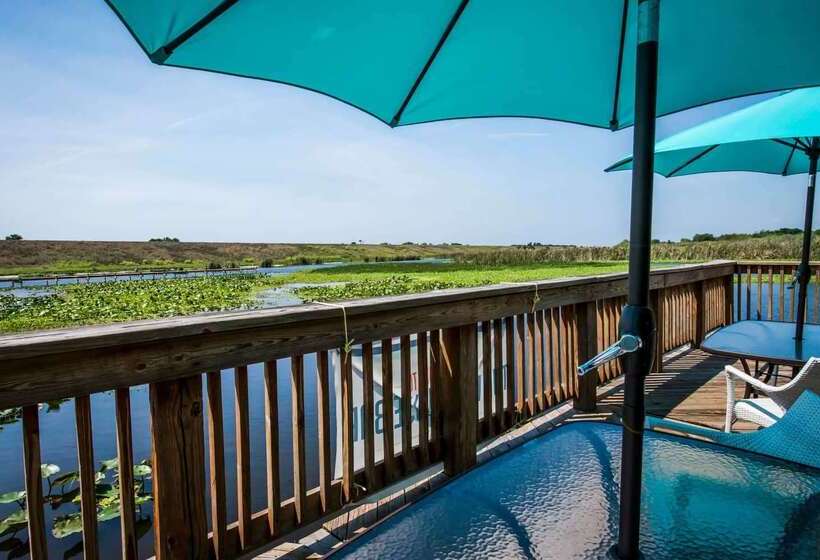 فندق Days Inn & Suites By Wyndham Lake Okeechobee