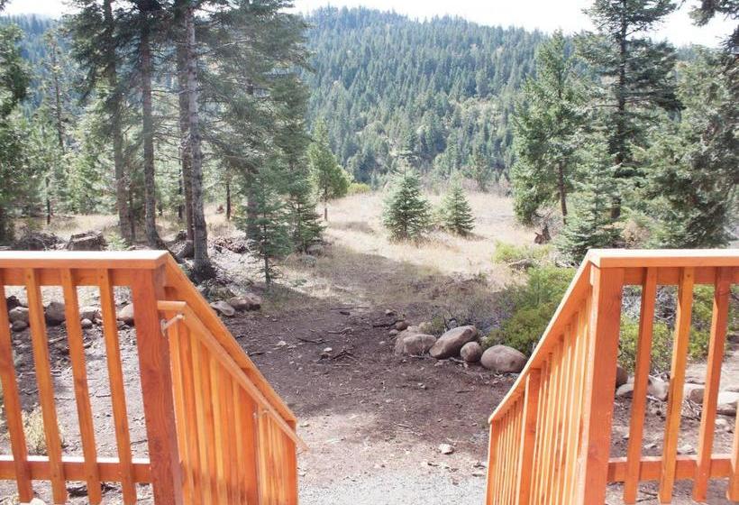 فندق Green Springs Inn & Cabins