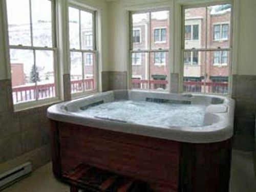 בית מלון כפרי Lift Lodge Condo