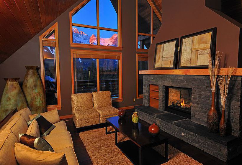 Hotel Rundle Cliffs Lodge By Spring Creek Vacations