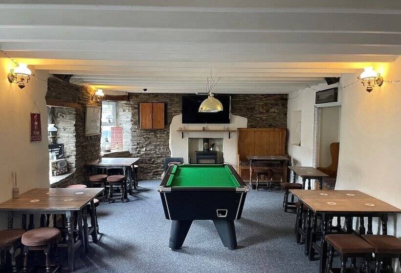 Отель Salutation Inn