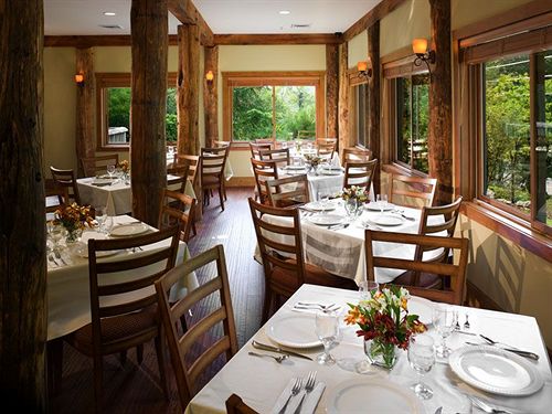 ホテル The Esmeralda Inn At Lake Lure