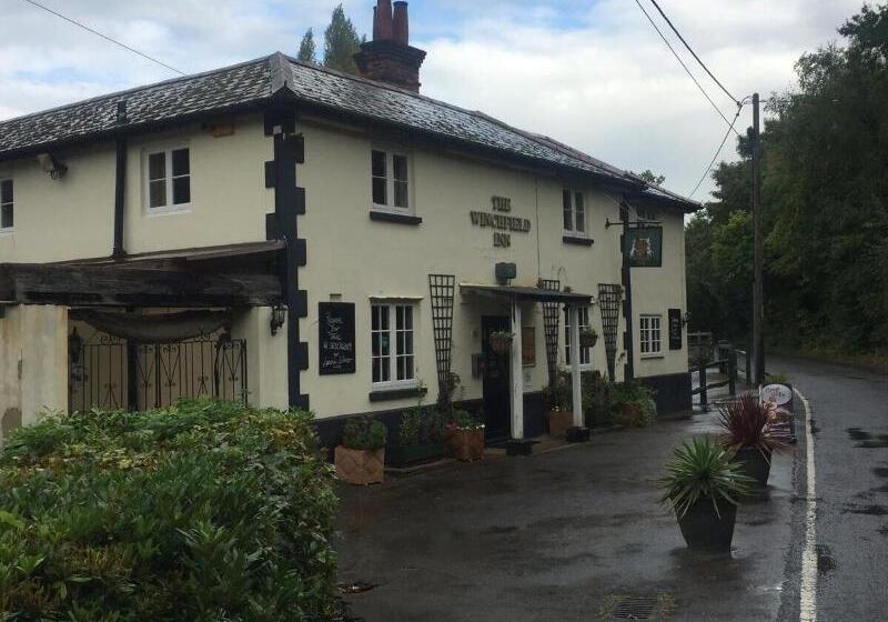هتل The Winchfield Inn