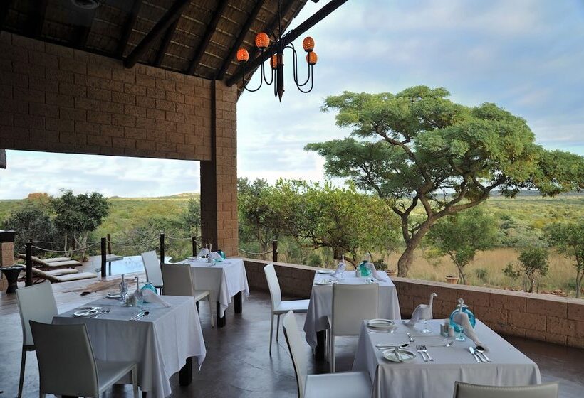 בית מלון כפרי Zwahili Game Lodge & Spa