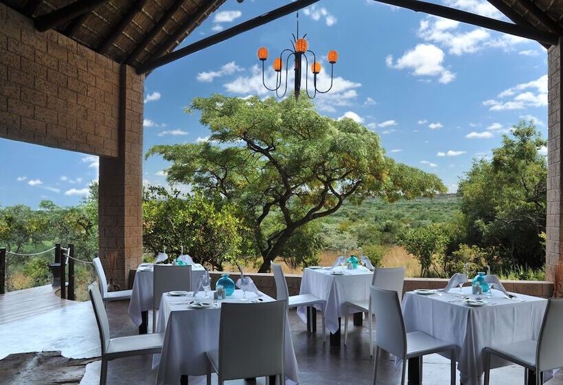 בית מלון כפרי Zwahili Game Lodge & Spa