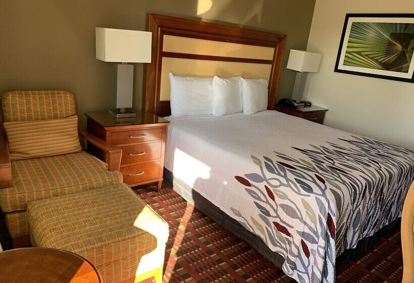 מוטל Peach Tree Inn