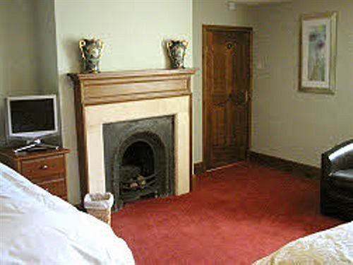 پانسیون Hall Bank Guest House