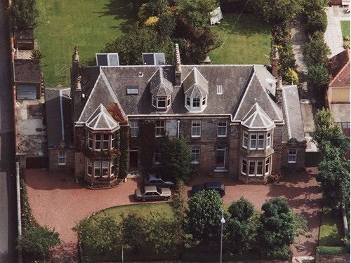 Pension (Hôtel basse catégorie) Langley Bank Guest House