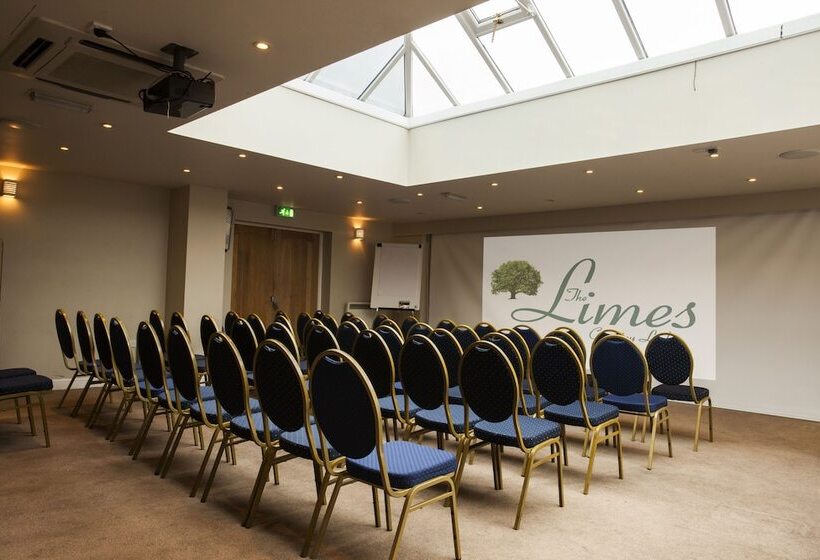 پانسیون The Limes Country Lodge Hotel & Admiral Restaurant